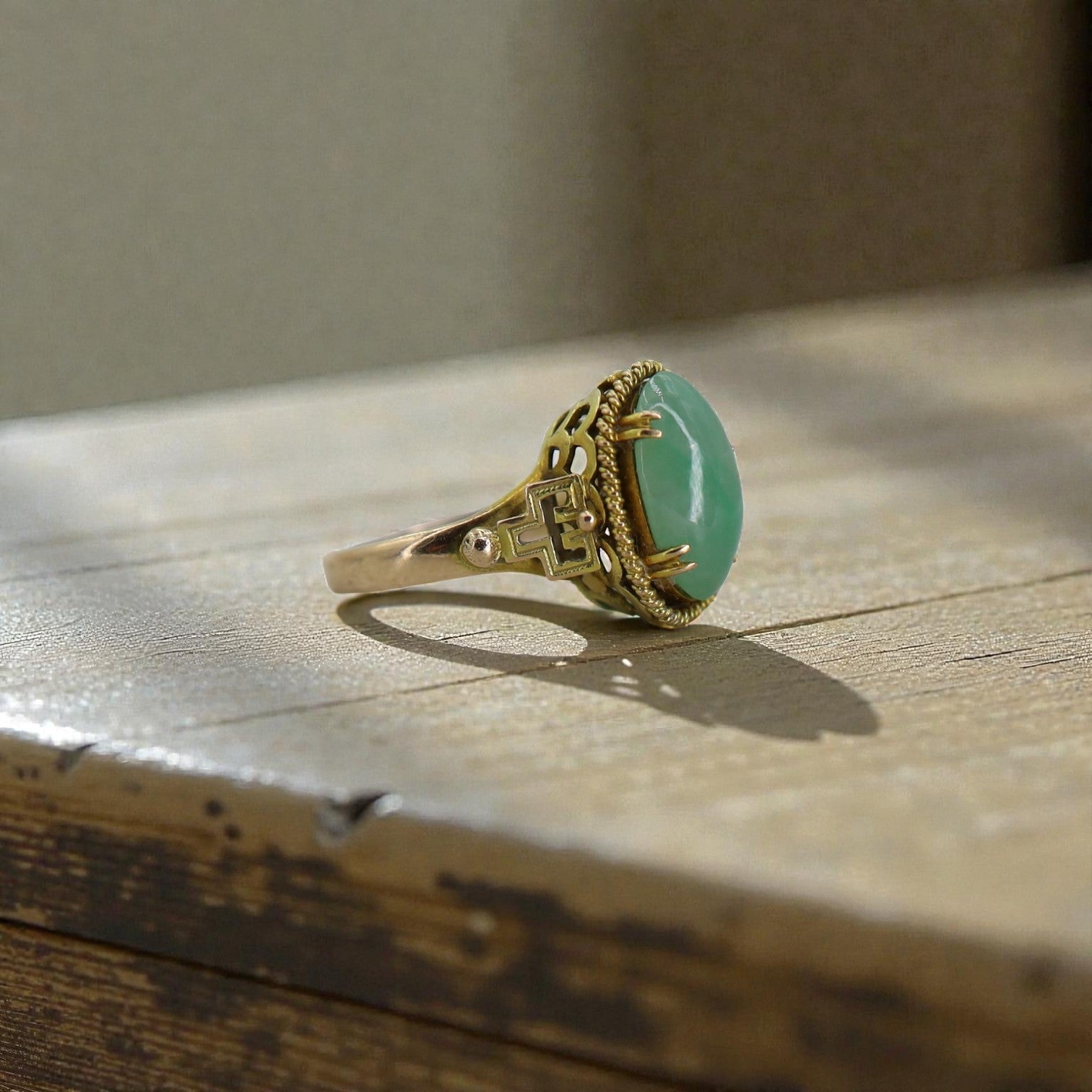 Mid Century Jade Ring in 14k Gold - Petra Star