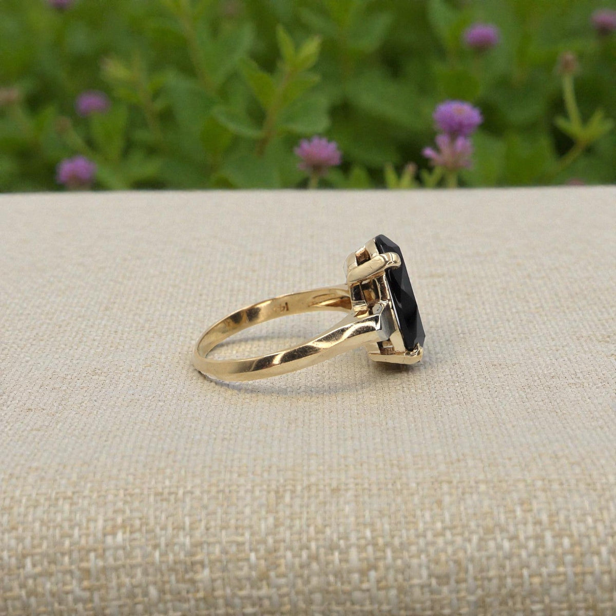 Mid-Century Onyx Solitaire Ring - Petra StarRing