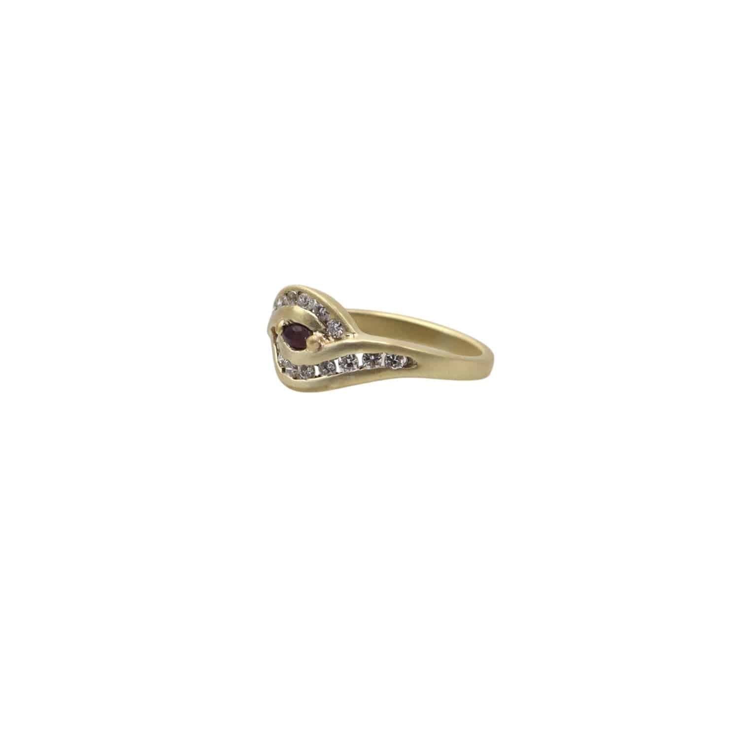 Nostalgic Wave Ruby Diamond Ring - Petra Star
