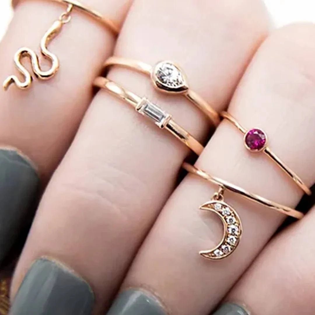 Pear Shape Diamond Stacker in 14k Rose Gold - Petra Star