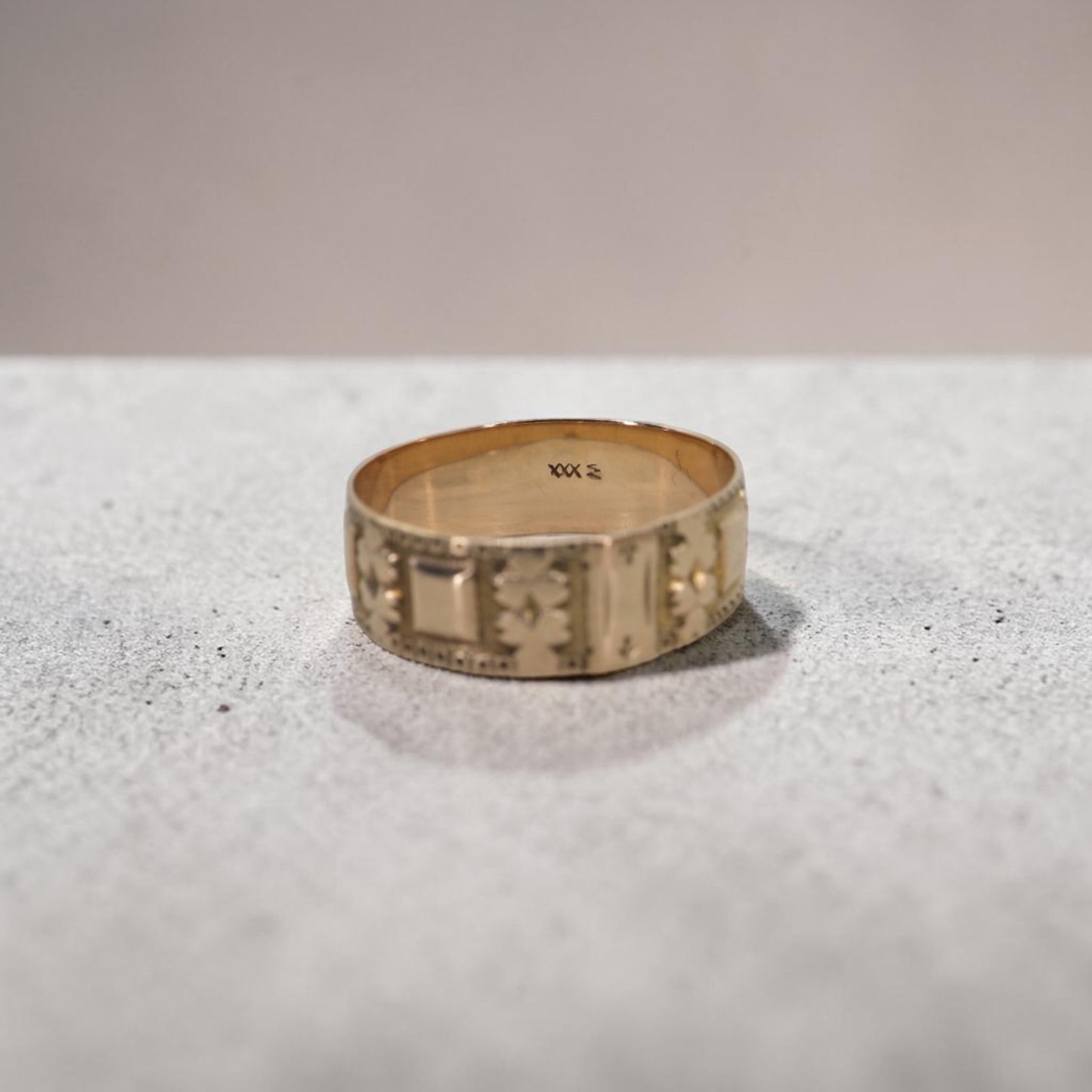 Antique Victorian 10K Gold Cigar Band Ring | J.R. Wood & Sons | Floral Engraved Wedding Band | Petra Star - Petra Star