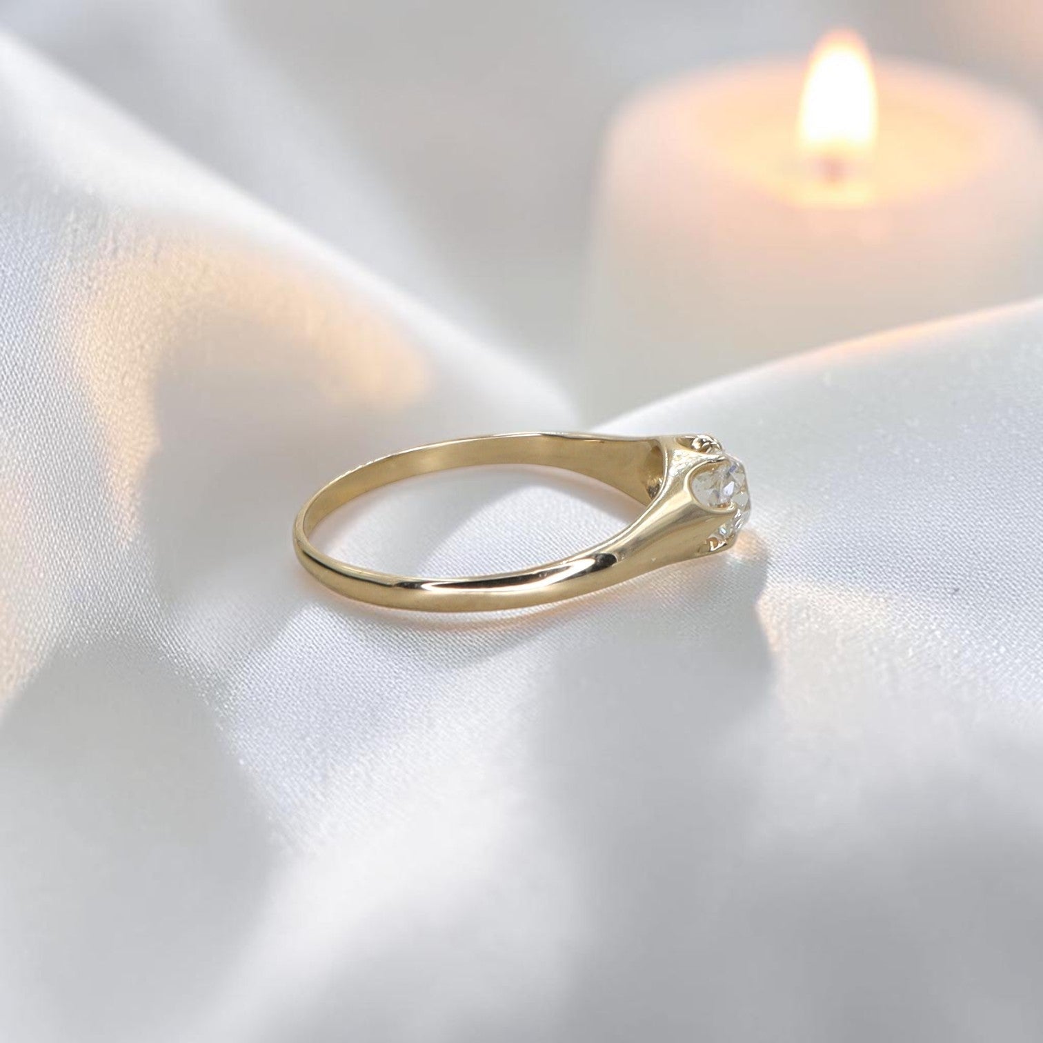 Petra Star Signature Belcher Diamond Ring Set With Antique Old Mine Cut Diamond - Petra Star