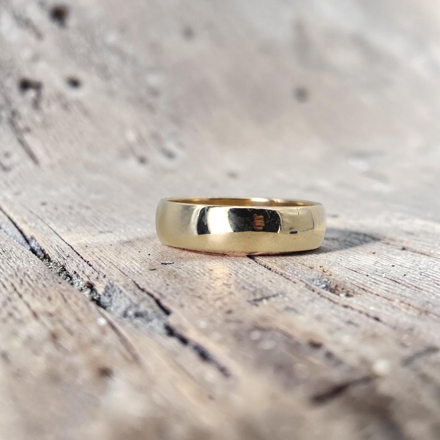 14K Yellow Gold Estate Wedding Band | 5mm | Size 8 | Ca. 2010 - Petra Star