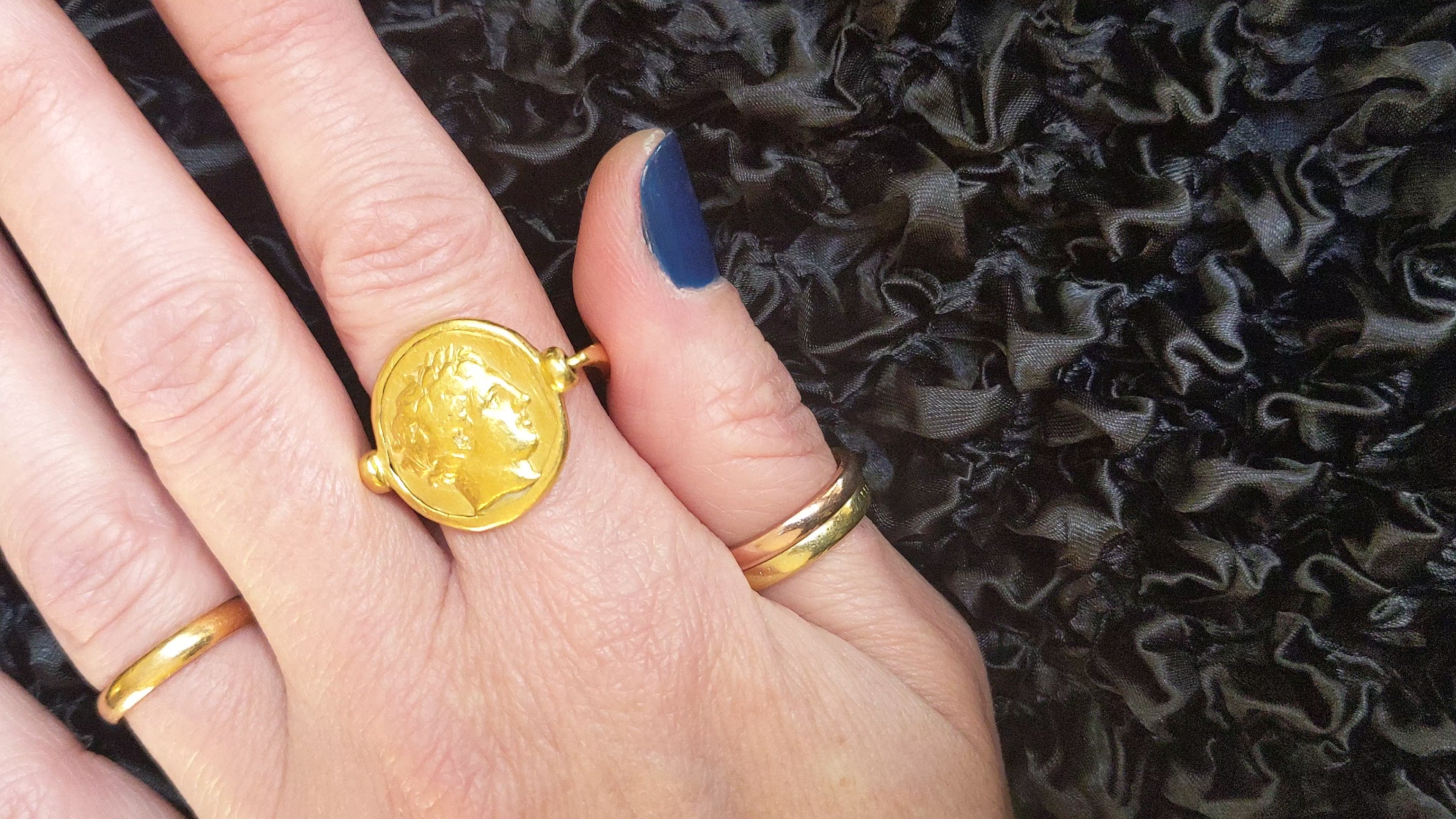 22k-fish-hallmark-916-coin-ring