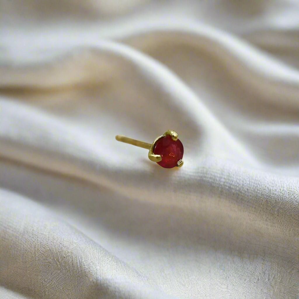 Red Ruby Single Stud Earring in 18k Yellow Gold - Petra Star