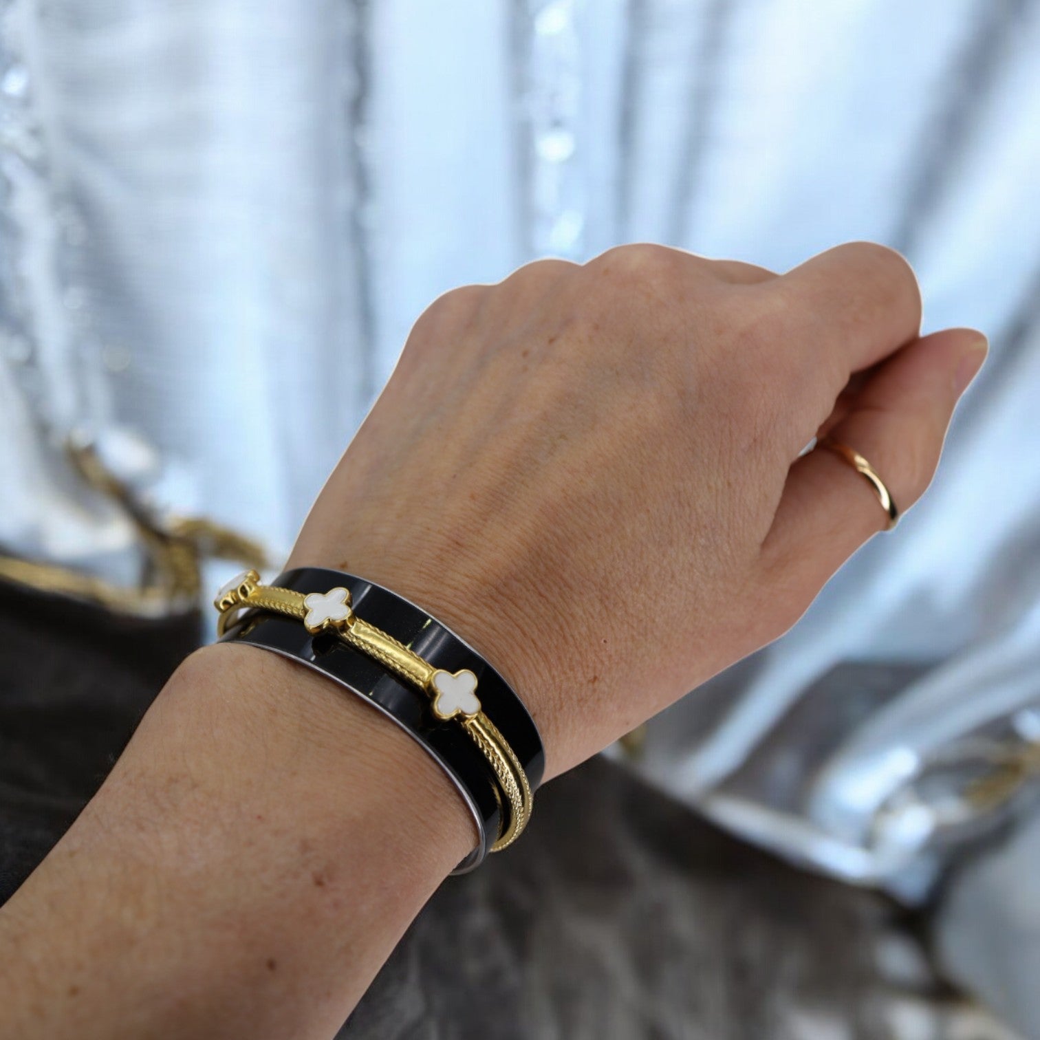 Rolls Royce Ghost Clover Cuff - Petra Star