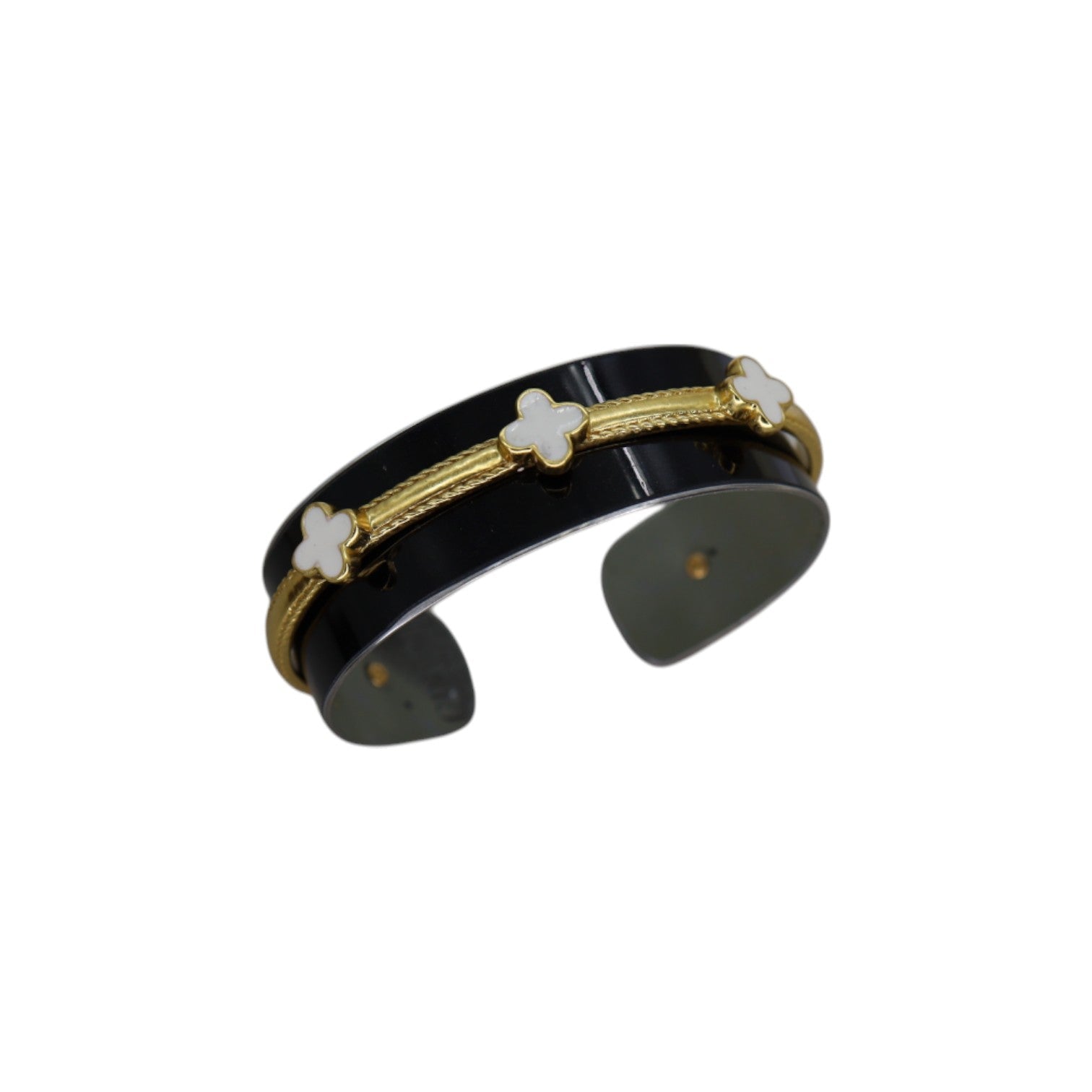 Rolls Royce Ghost Clover Cuff - Petra Star