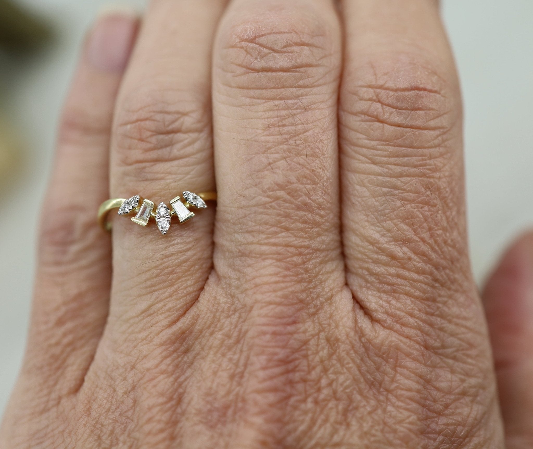 Tiara Diamond Band with Baguettes in 14k Gold - Petra Star