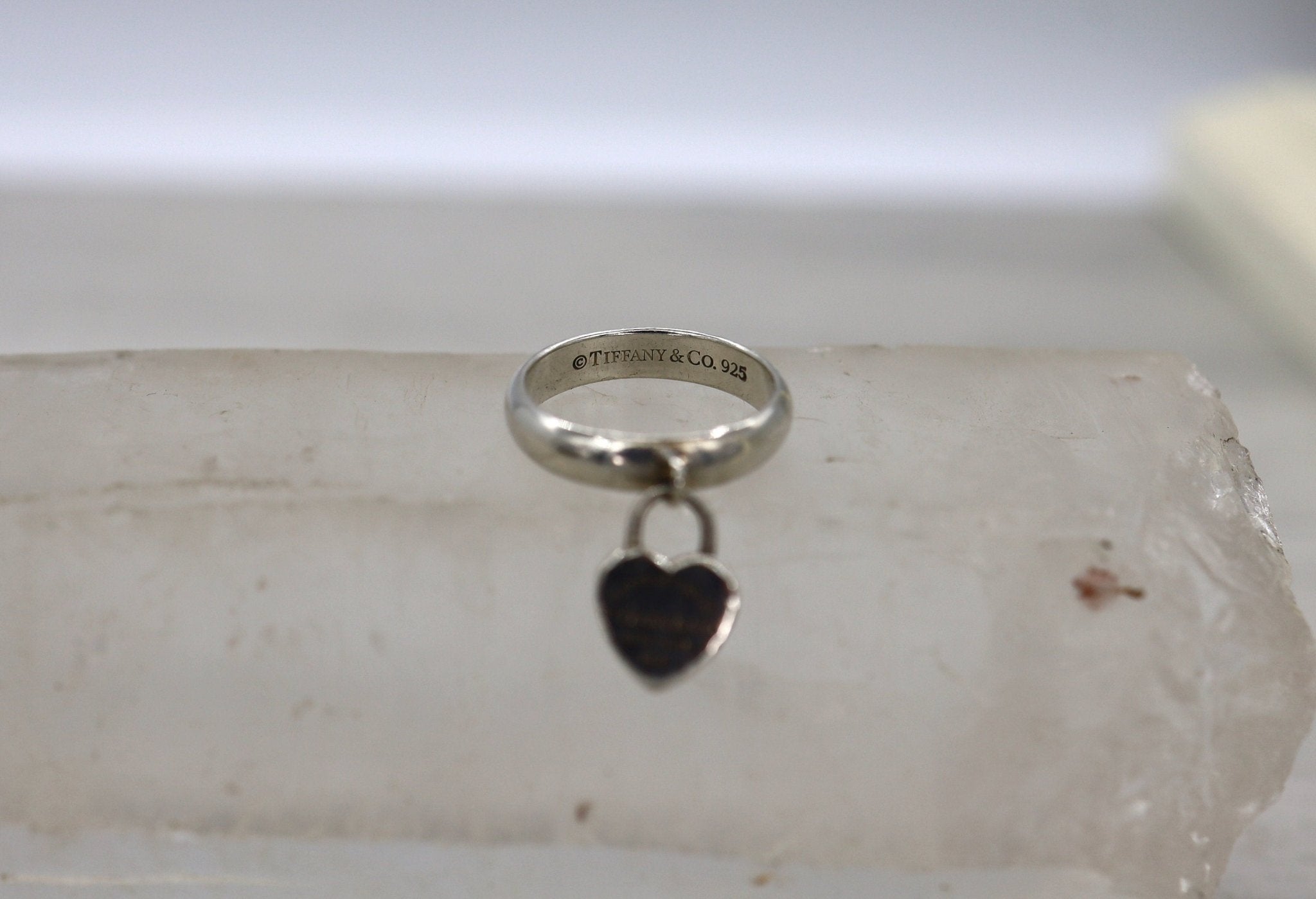 Tiffany & Co. Ring Heart Charm Ring in Silver Size 5.5 (JL1825) - Petra Star