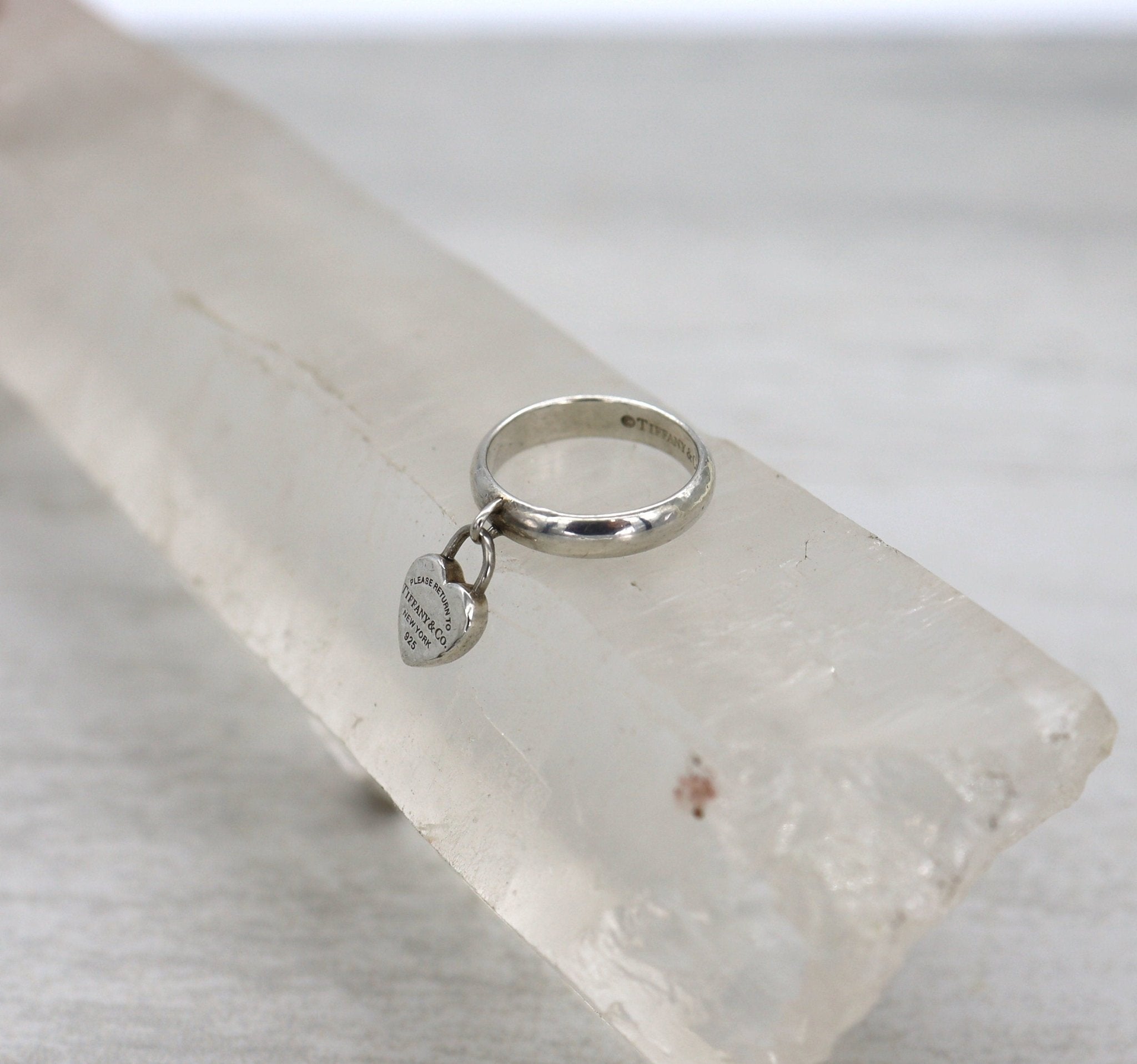 Tiffany & Co. Ring Heart Charm Ring in Silver Size 5.5 (JL1825) - Petra Star