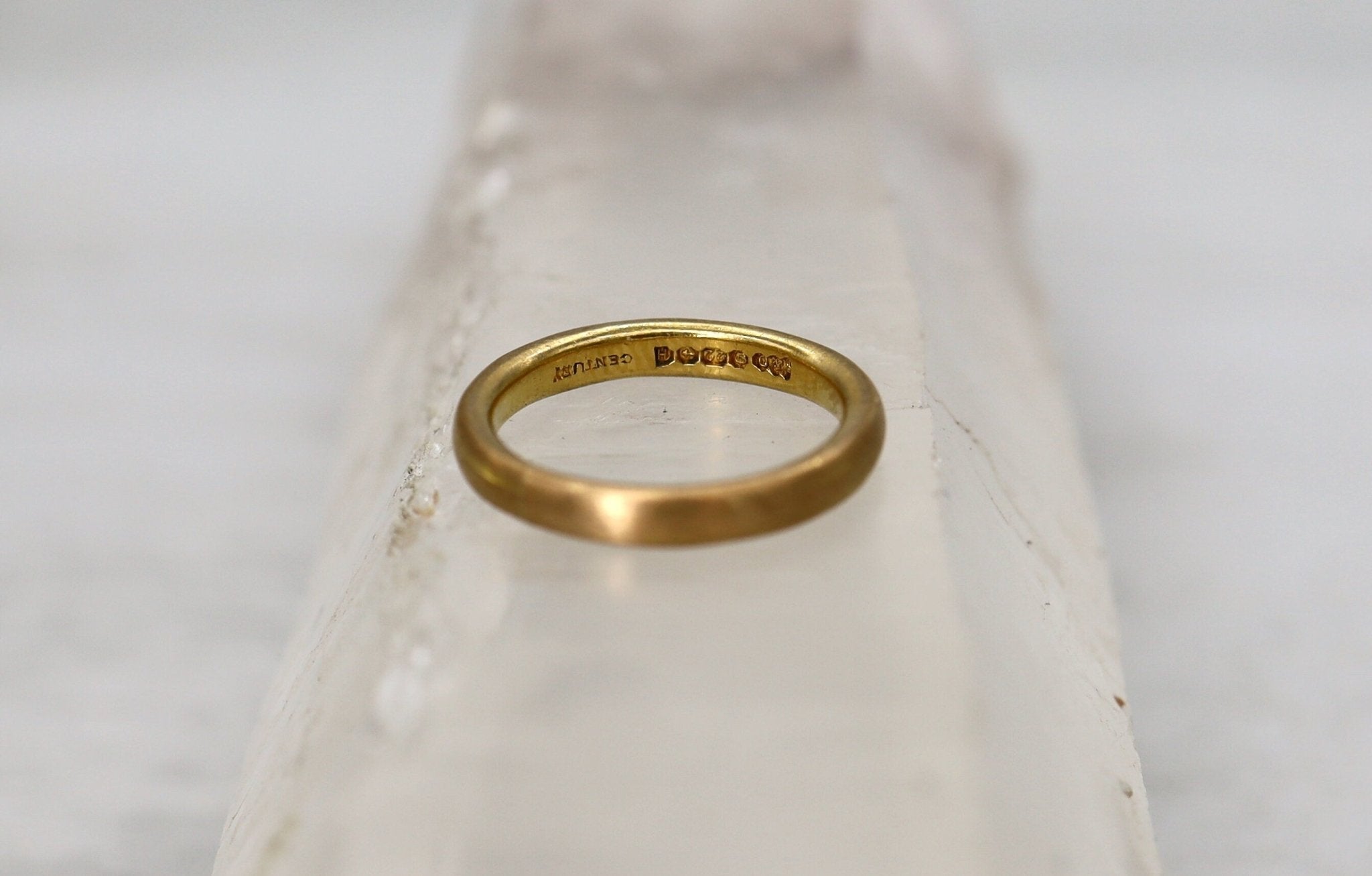 Victorian Band 22k Yellow Gold Hallmarked 1856 2.8 mm Wide Size 5.5 - Petra Star