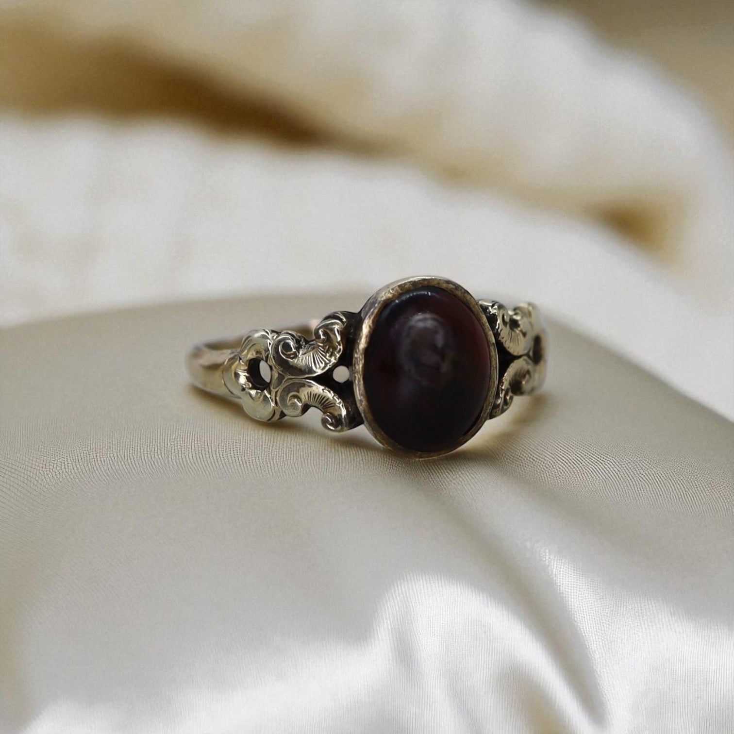 Victorian Garnet Ring - Petra Star