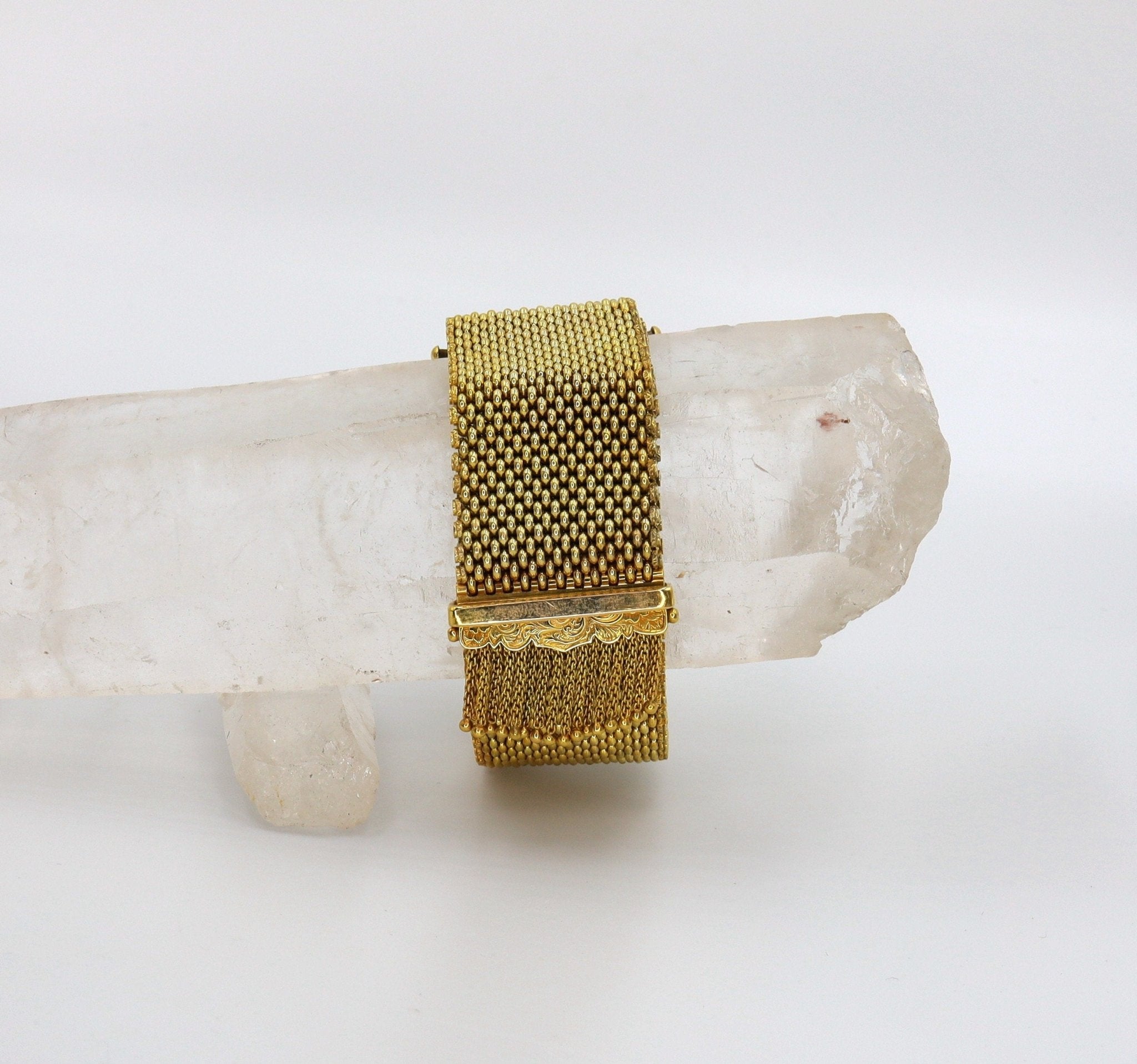 Victorian Mesh Buckle Bracelet circa 1890 in 18k Yellow Gold - Petra Star