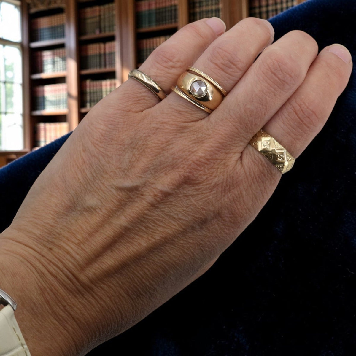 Vintage 10K Gold Filled Milgrain Wedding Band — C&C, Circa 1930s–1940s, Size 5 - Petra StarBand