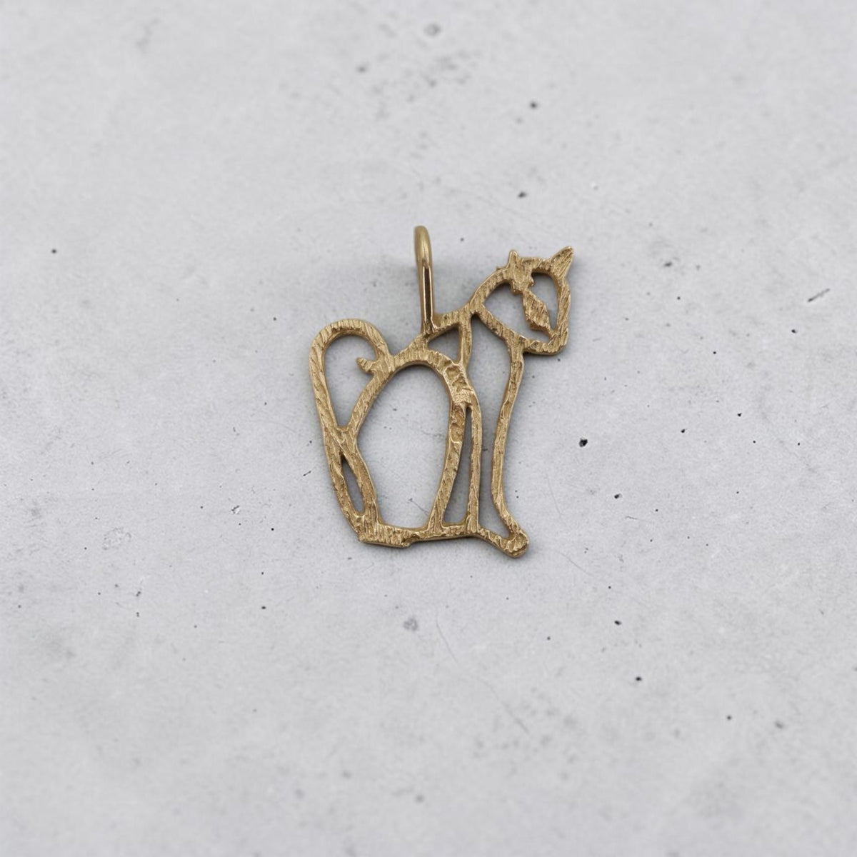 Vintage 14K Yellow Gold Cat Silhouette Charm — Circa 1980s