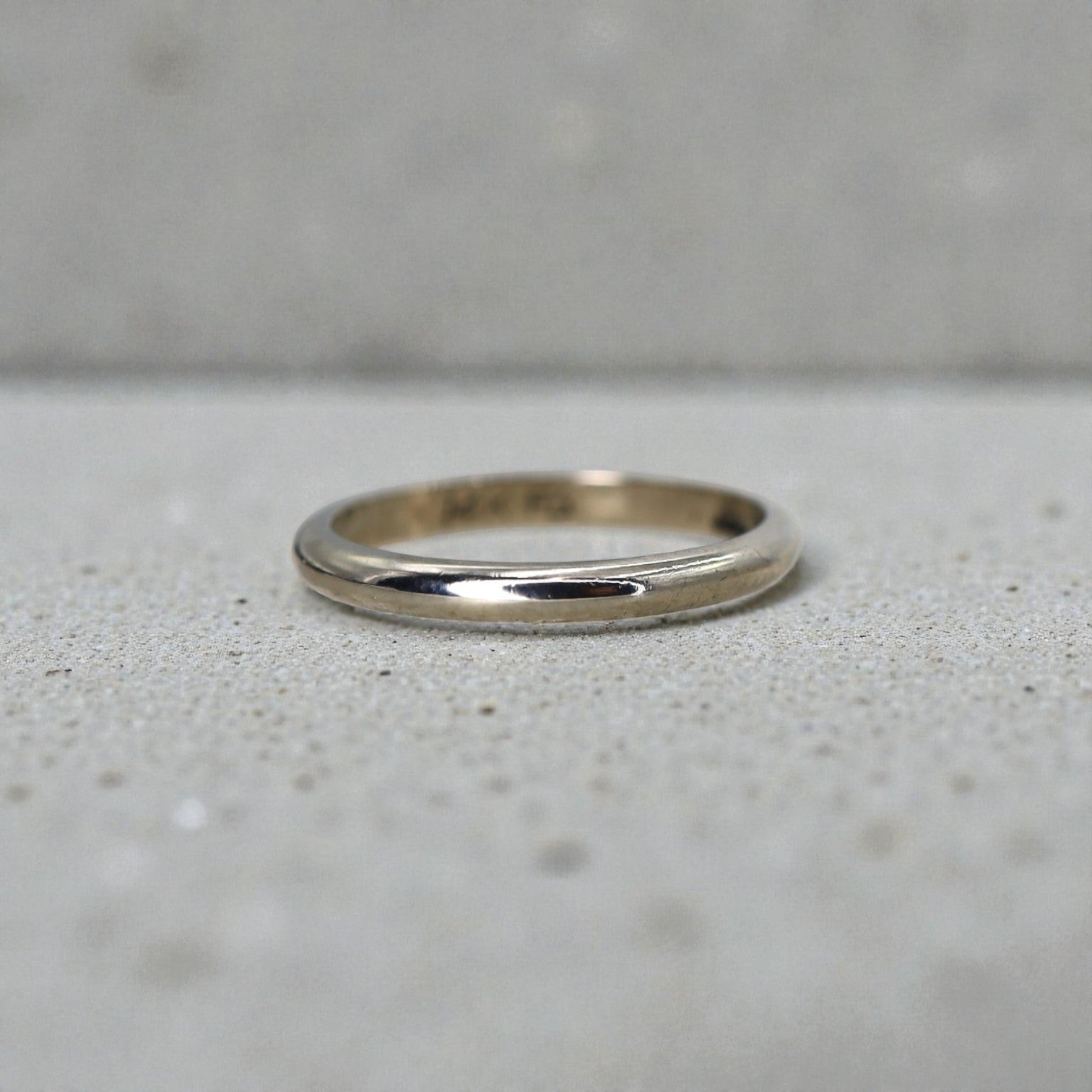 Vintage 14k White Gold Wedding Band 2.1MM - Petra Star