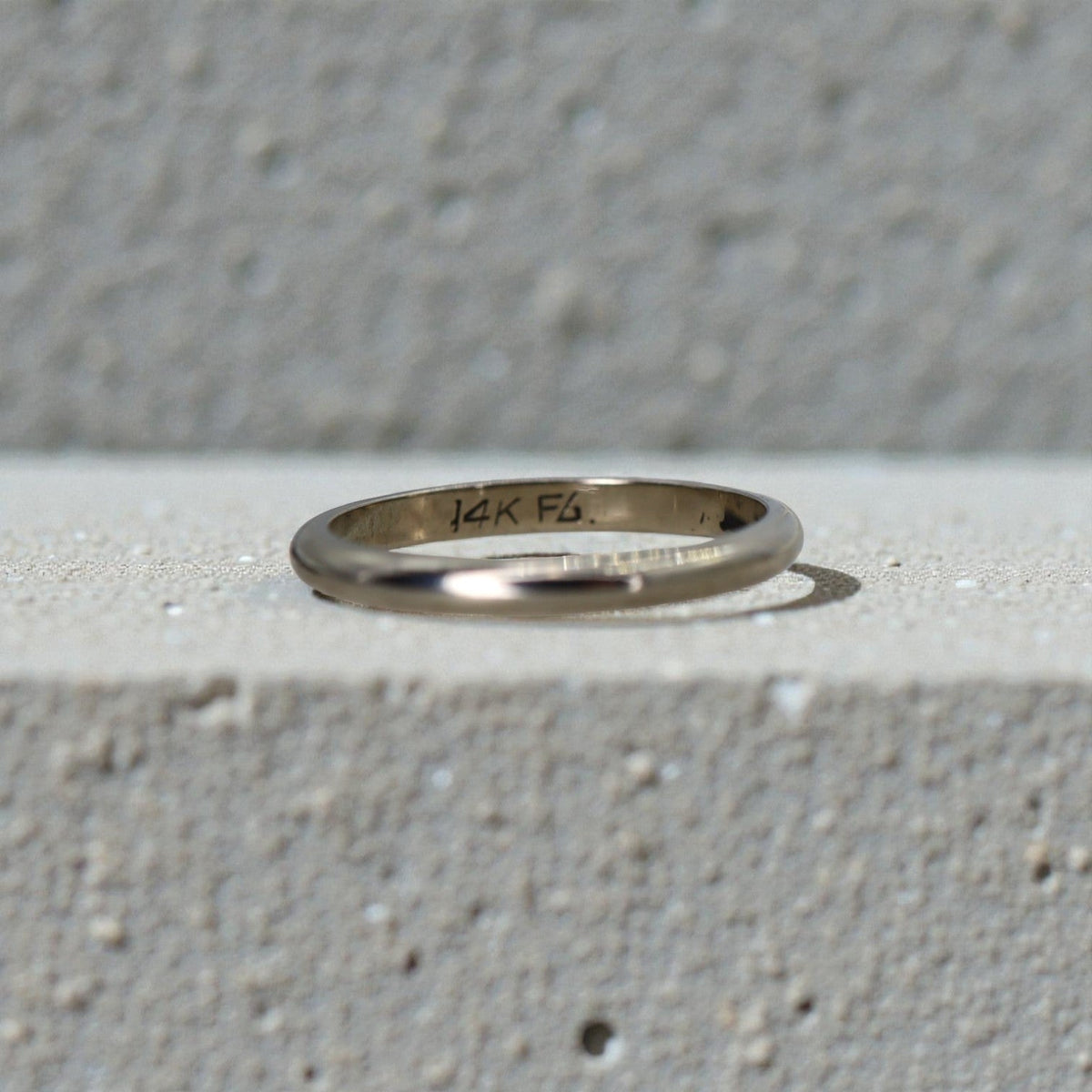 Vintage 14k White Gold Wedding Band 2.1MM - Petra Star