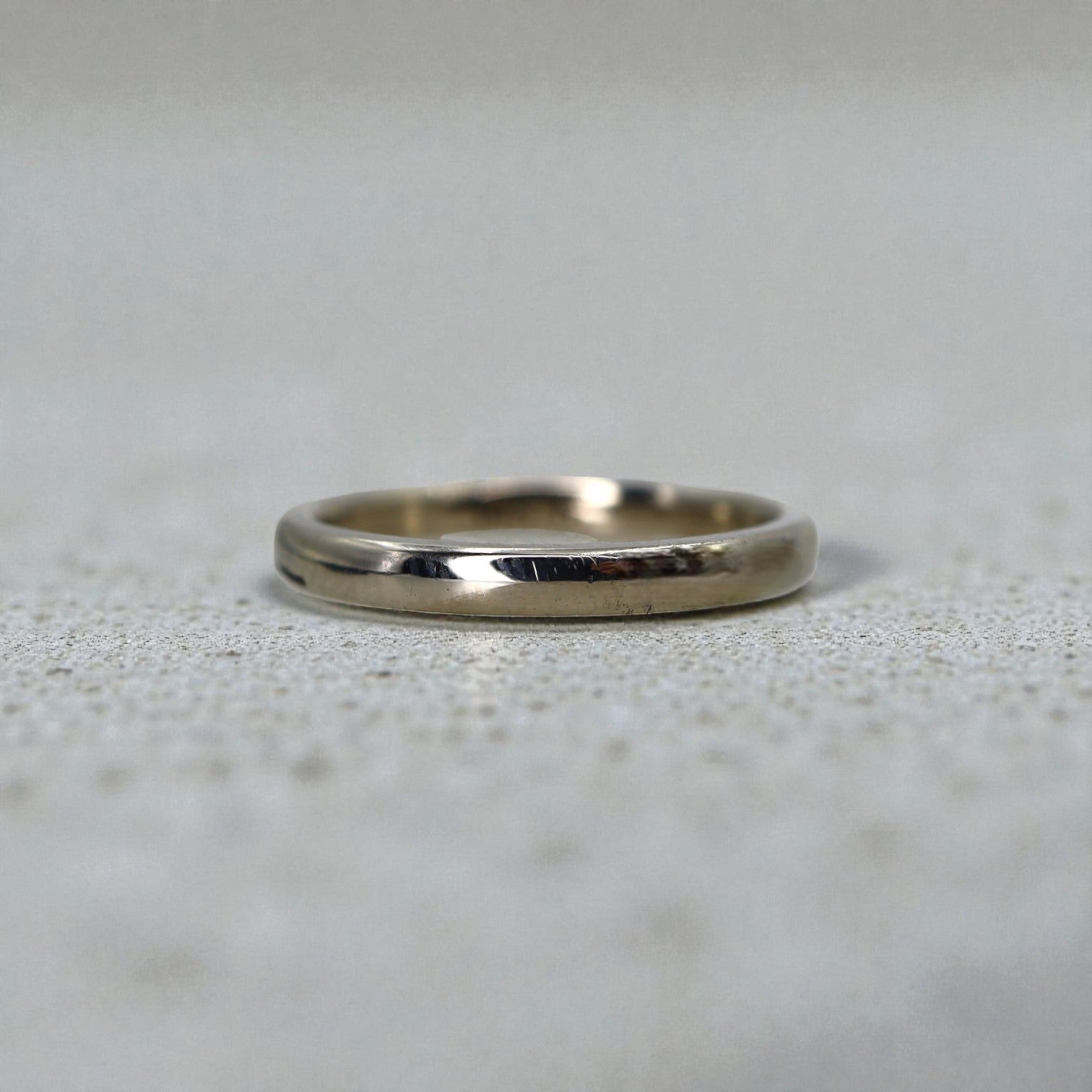Vintage 14k White Gold Wedding Band 2.5MM - Petra Star