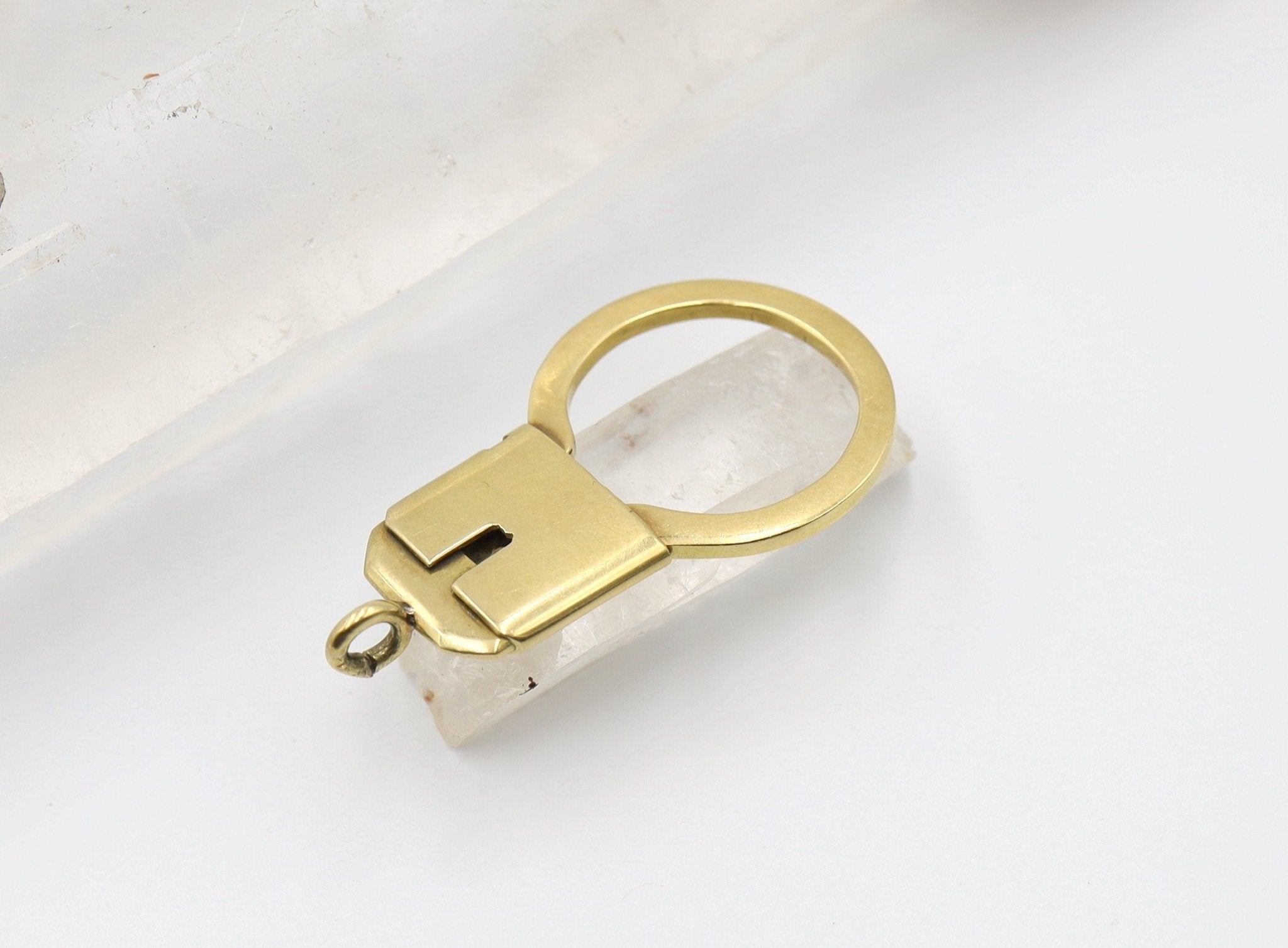Vintage 18k Yellow Gold Key Ring / Charm Holder - Petra Star