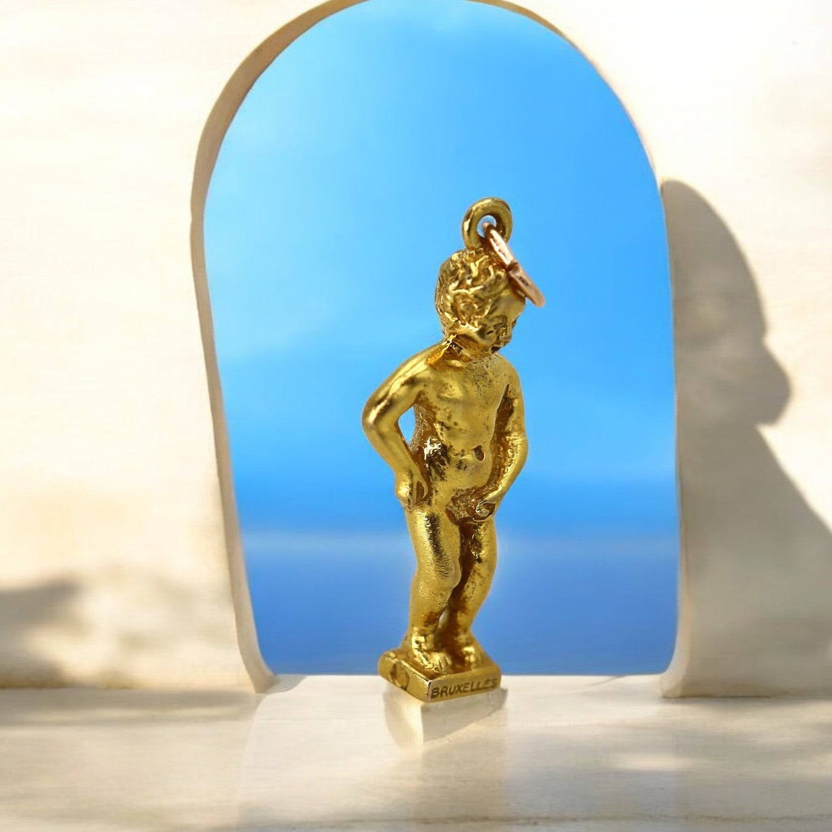 Vintage 9k Gold Manneken Pis Charm — Brussels Souvenir (1970s) - Petra Star