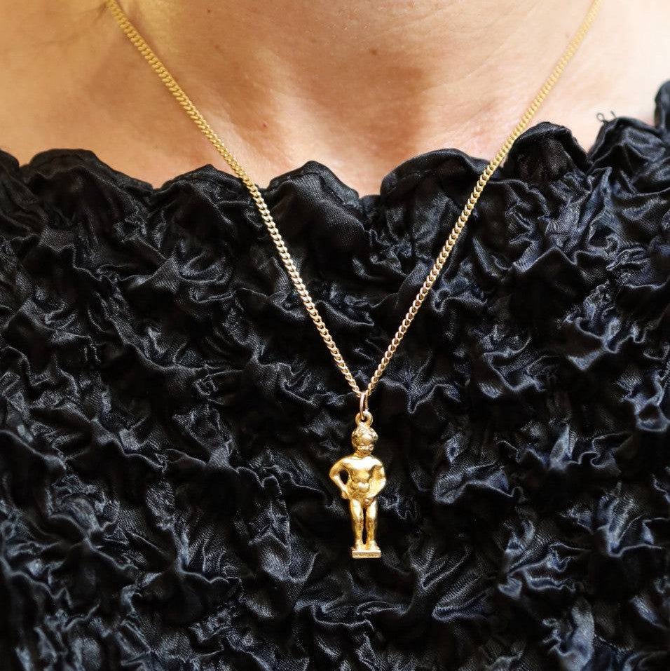 Vintage 9k Gold Manneken Pis Charm — Brussels Souvenir (1970s) - Petra Star