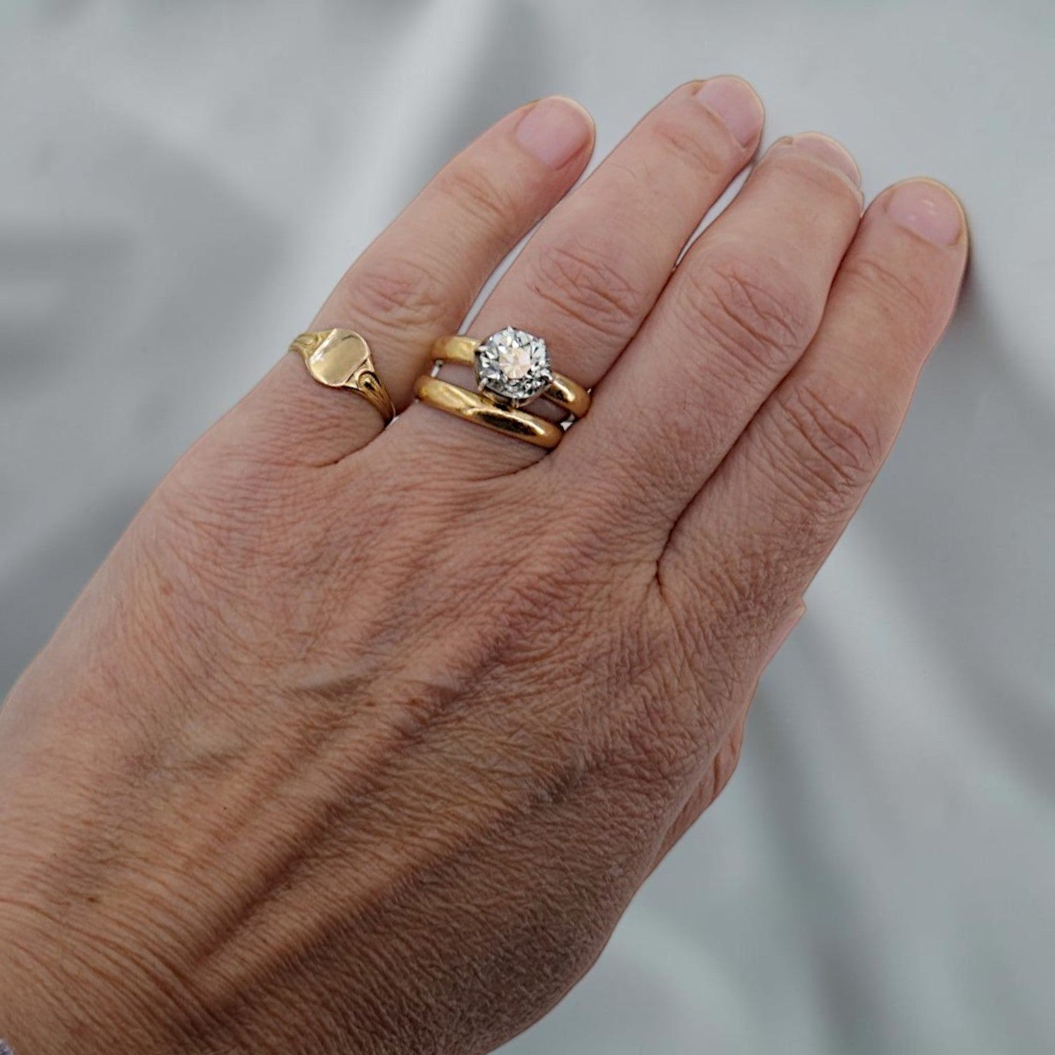 Vintage BDA 10K Gold Signet Ring, Art Deco, Circa 1920 - Petra Star