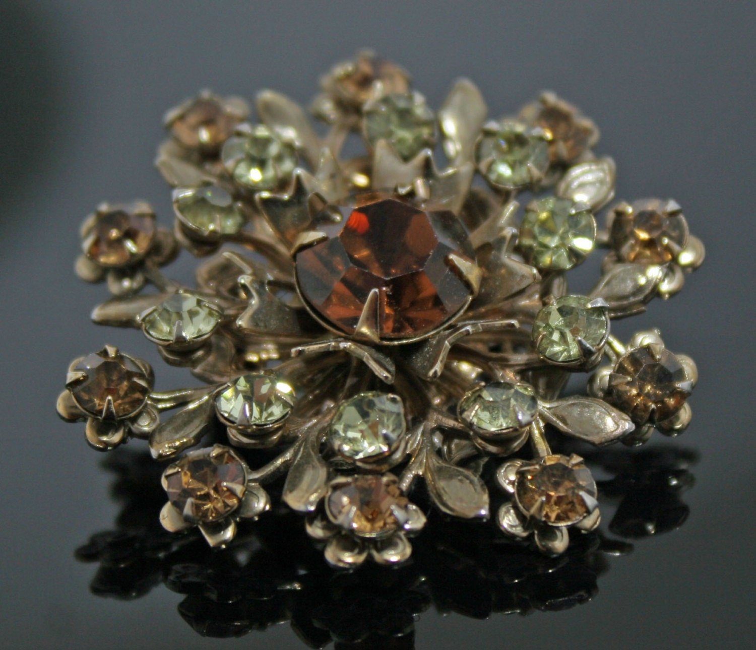 Vintage Gold-Tone Miriam Haskell-Style Costume Jewelry Brooch Pin - Petra Star