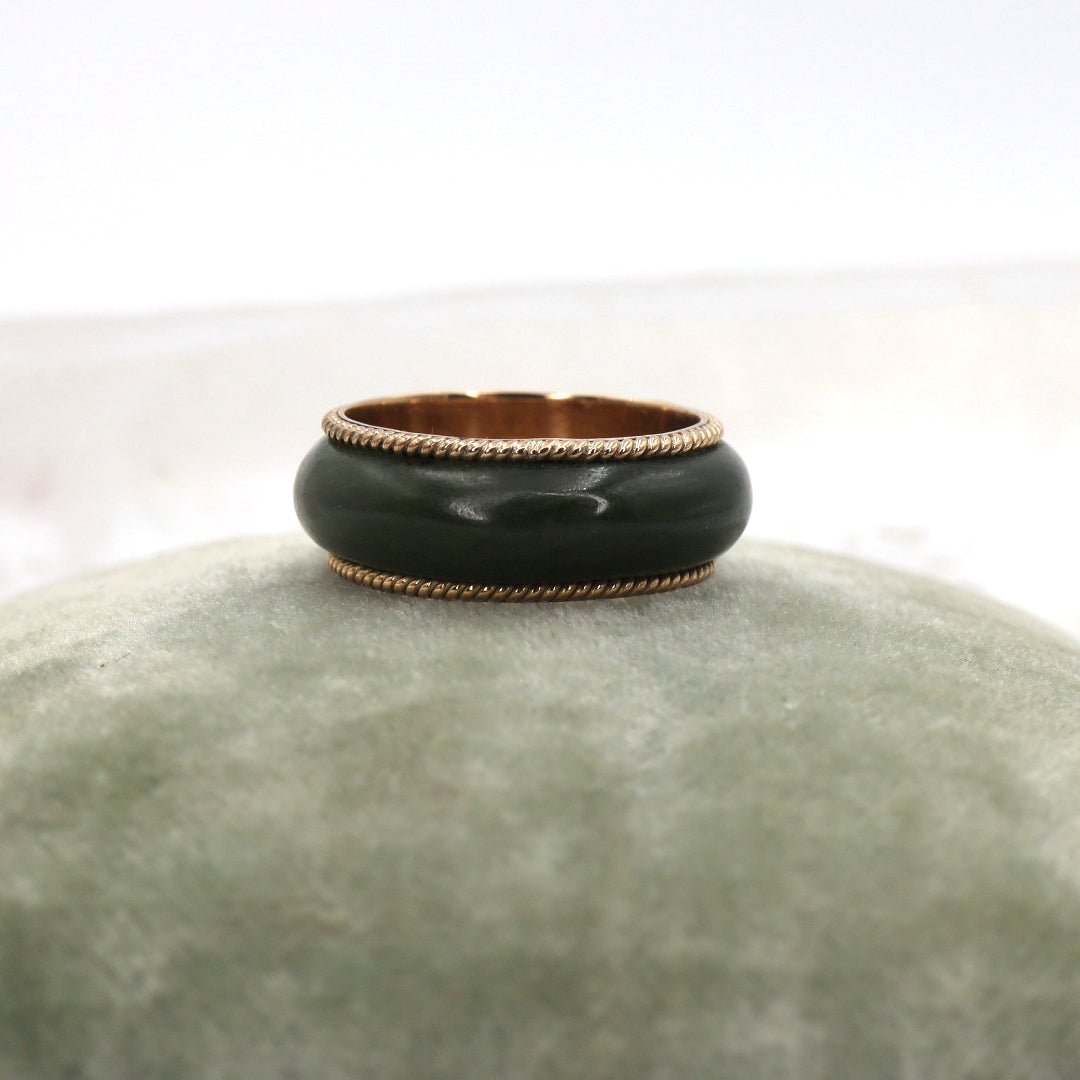 Vintage Jade Band in 10k Gold - Petra Star