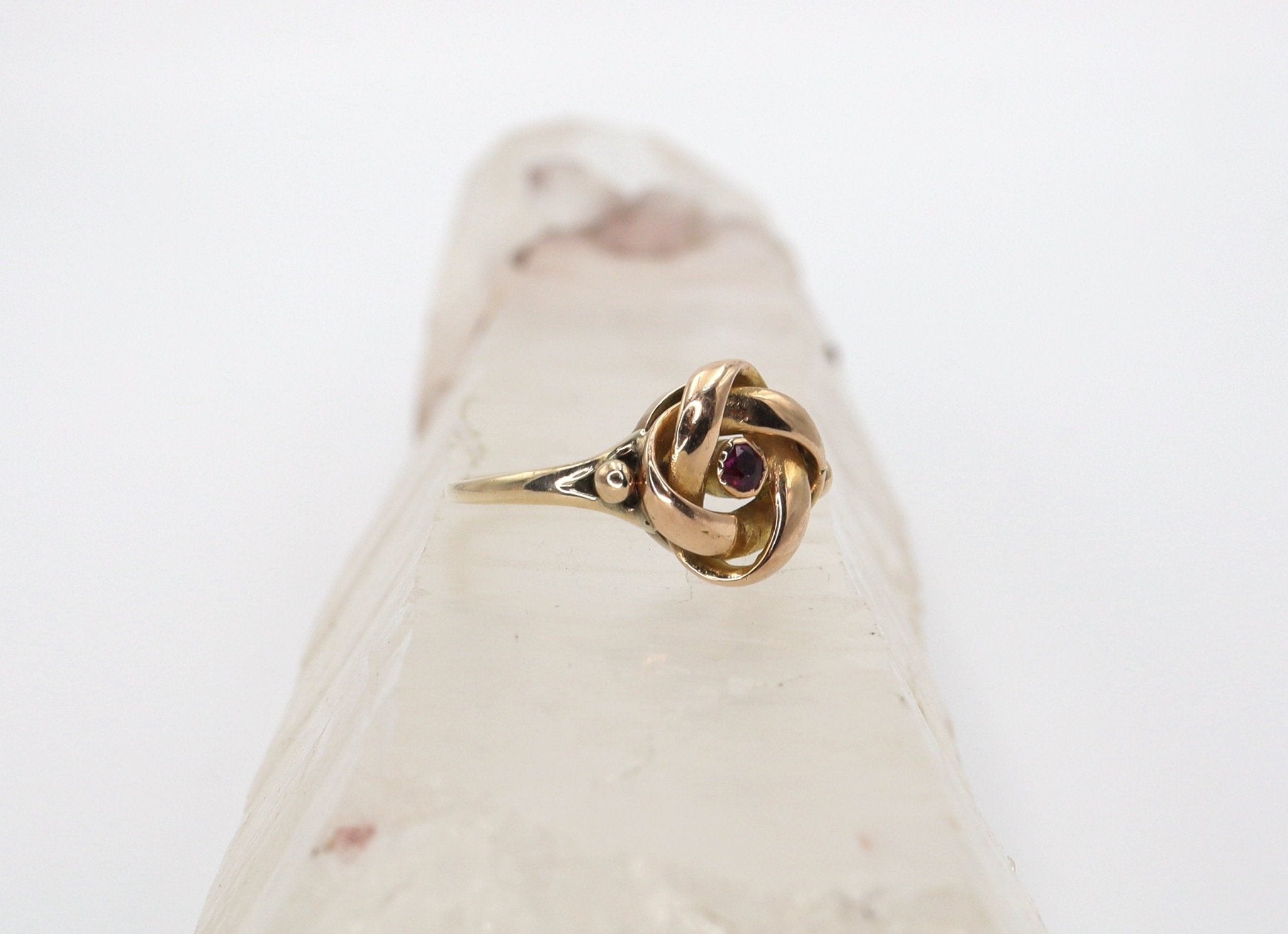 Vintage Love Knot Ring—14k Gold with Ruby - Petra Star