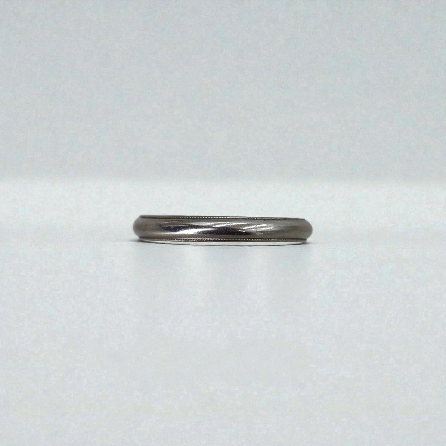 Vintage Platinum Band with Milgrain Edge 2.5MM Wide - Petra Star