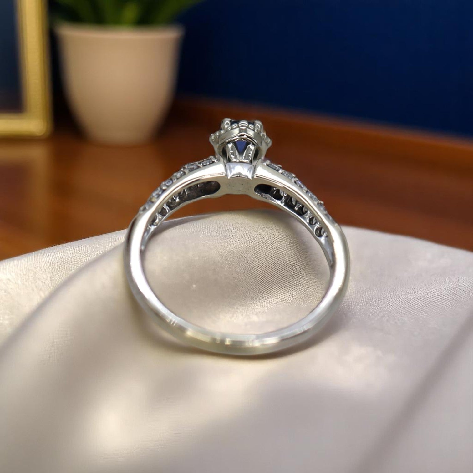 Vintage Sapphire and Diamond Ring in 18k White Gold - Petra Star